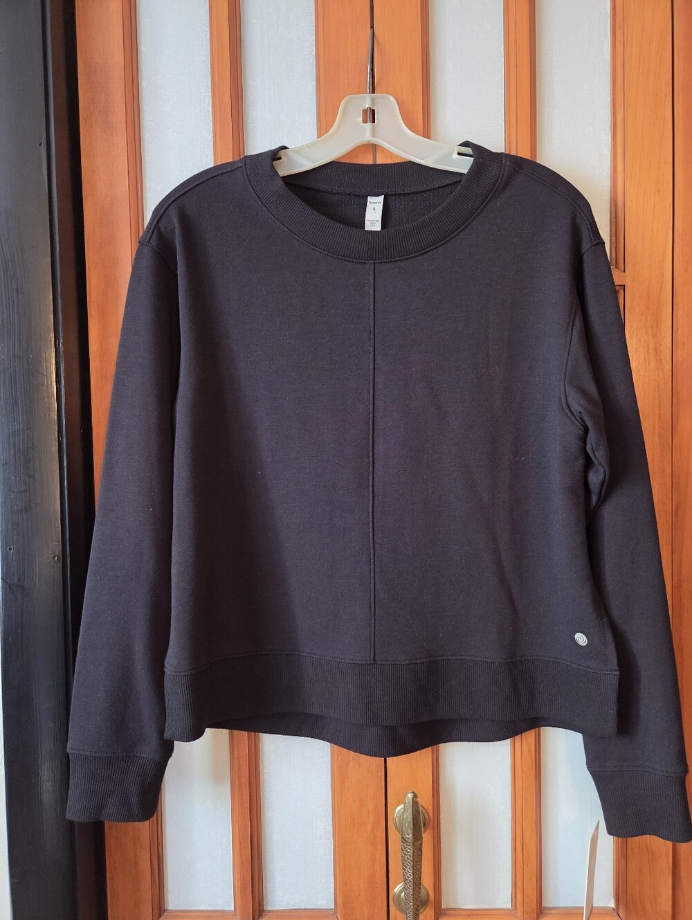 Apana Black Crewneck Women's Yoga Sweatshirt Sz S, New